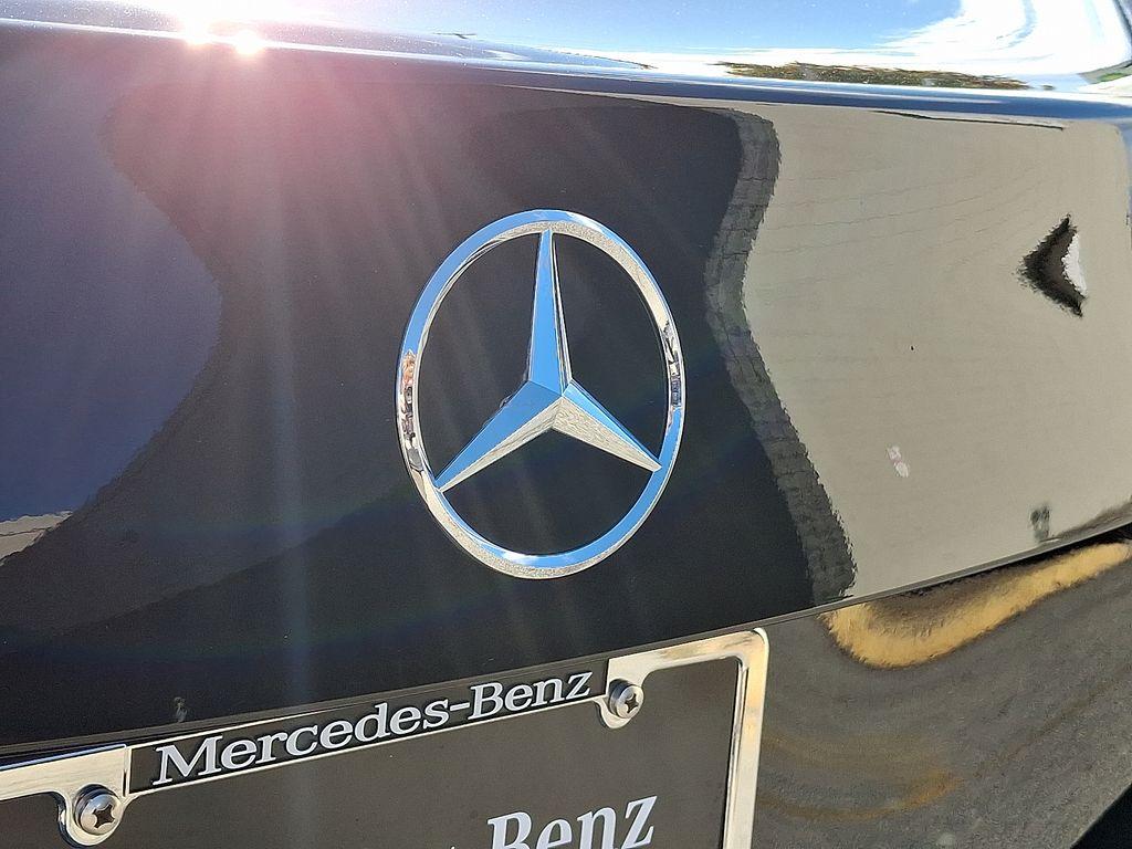 2025 Mercedes-BENZ C-CLASS — миниатюра 29