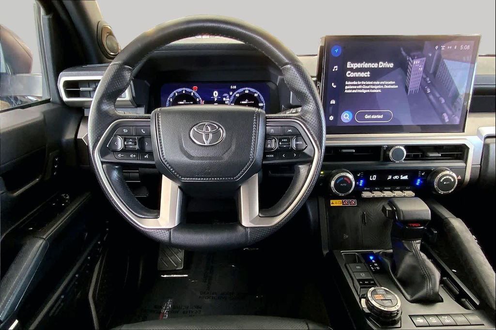 2025 Toyota 4RUNNER TRD OFF ROAD PREMIUM — фото 6