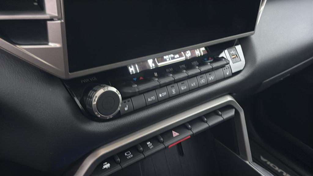 2025 Toyota SEQUOIA SR5 — миниатюра 24