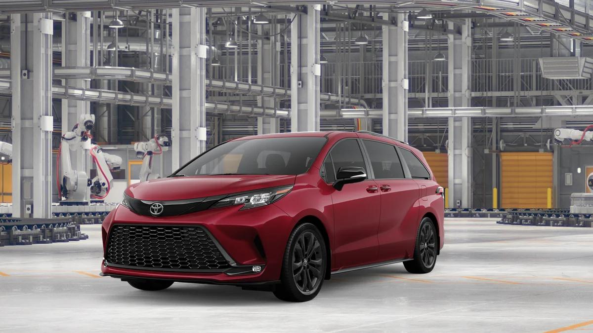 New 2026 Toyota Sienna XSE 7 Passenger
