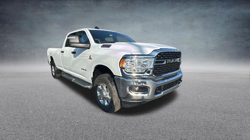 2024 RAM 3500 BIG HORN CREW CAB 4X4 8' BOX — фото 3