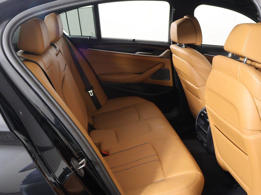 2023 BMW M550 I XDRIVE thumbnail 33