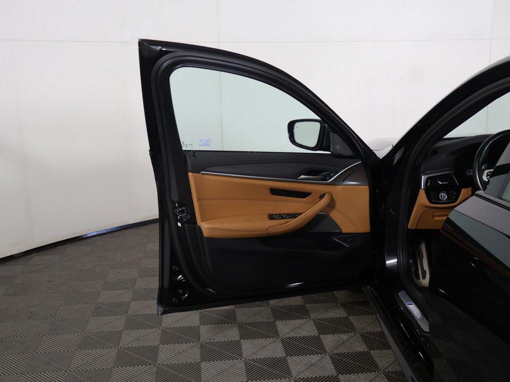 2023 BMW M550 I XDRIVE thumbnail 22