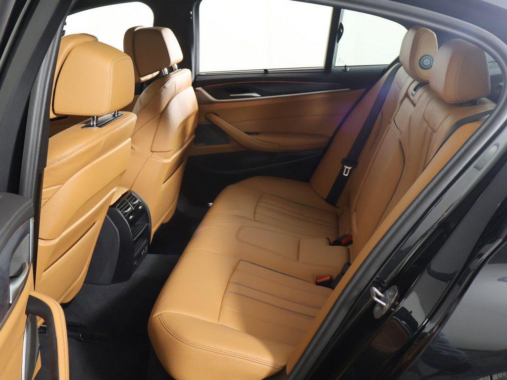 2023 BMW M550 I XDRIVE thumbnail 32
