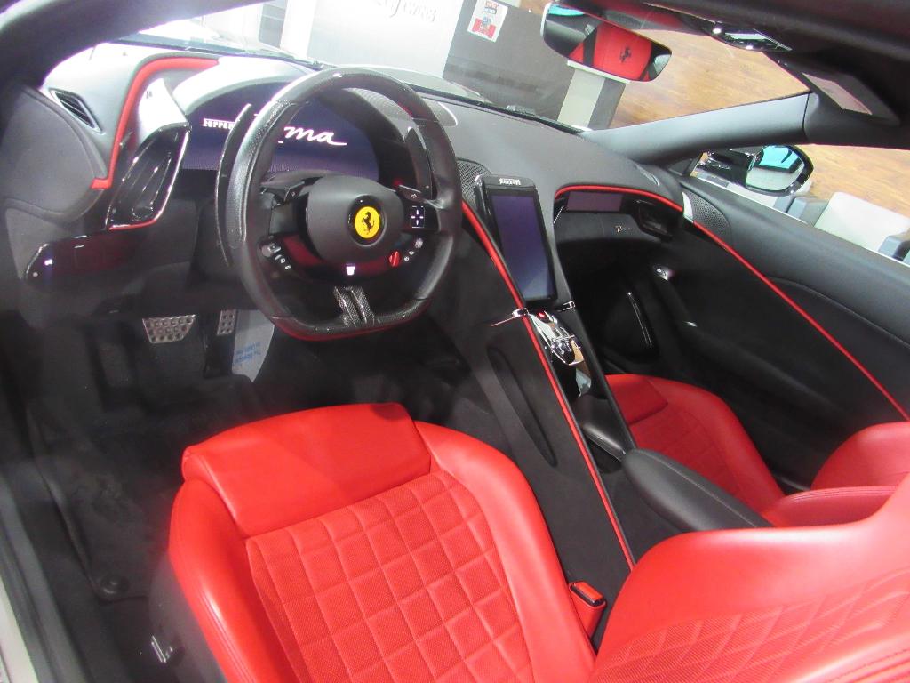 صورة 11 لـ 2024 Ferrari ROMA BASE