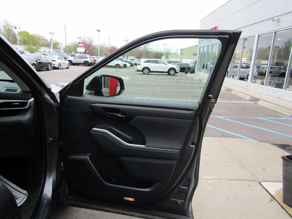 TOYOTA HIGHLANDER - 9