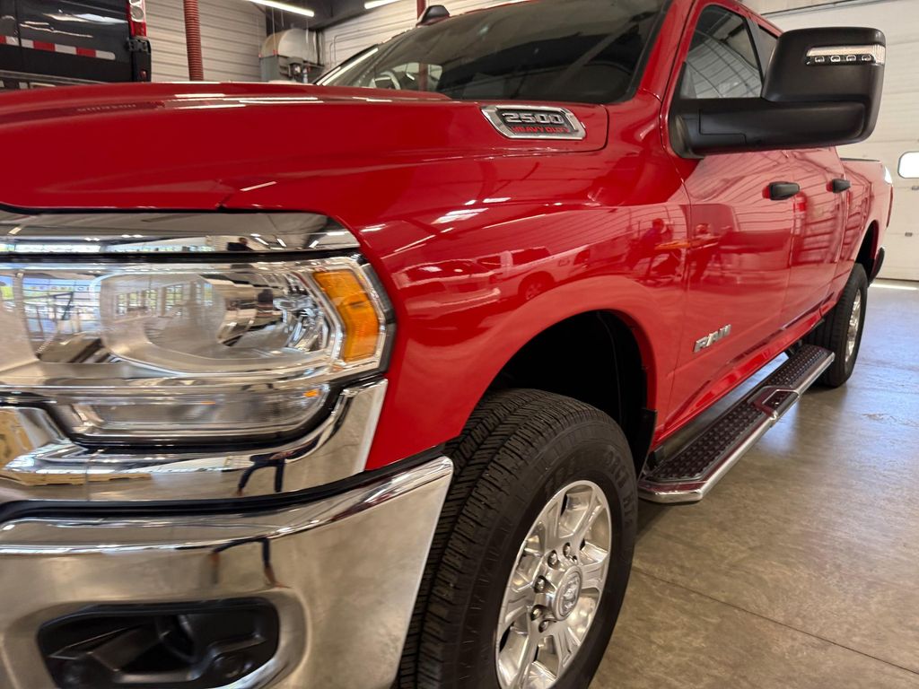 2024 RAM 2500 BIG HORN CREW CAB 4X4 6'4' BOX — миниатюра 42