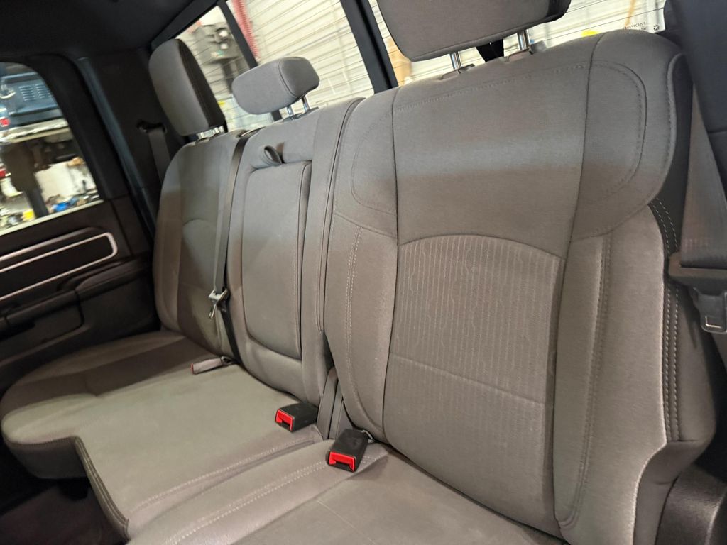 2024 RAM 2500 BIG HORN CREW CAB 4X4 6'4' BOX 缩略图 30