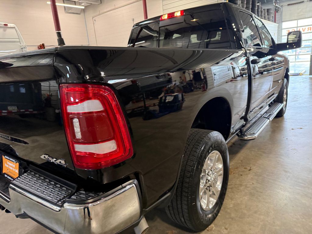 2024 RAM 2500 BIG HORN CREW CAB 4X4 6'4' BOX 缩略图 22