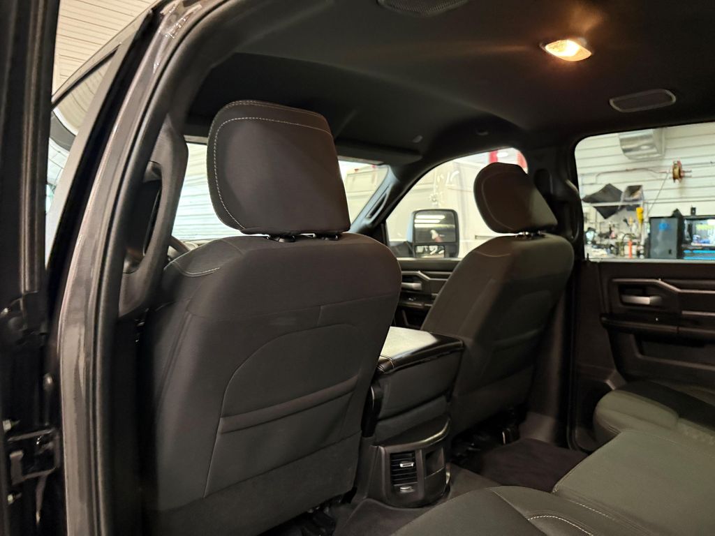 2025 RAM 2500 BIG HORN CREW CAB 4X4 6'4' BOX — миниатюра 34