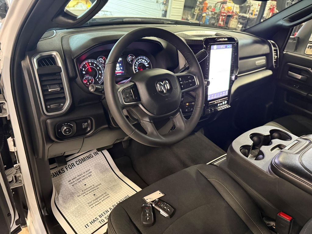 2025 RAM 2500 BIG HORN CREW CAB 4X4 6'4' BOX 缩略图 38