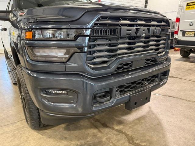2025 RAM 2500 BIG HORN CREW CAB 4X4 6'4' BOX 照片 2