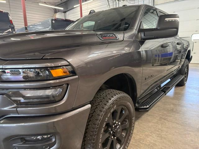 صورة مصغرة 41 لـ 2026 RAM 2500 BIG HORN CREW CAB 4X4 6'4' BOX