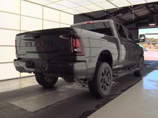 صورة 5 لـ 2025 RAM 2500 BIG HORN CREW CAB 4X4 6'4' BOX