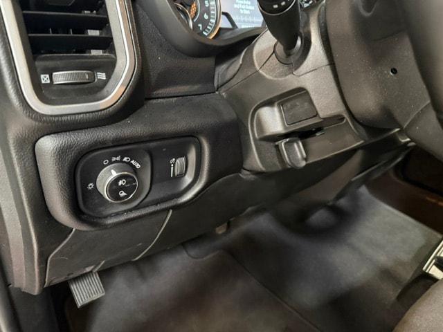 2024 RAM 2500 BIG HORN CREW CAB 4X4 6'4' BOX 缩略图 44