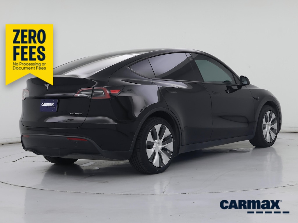 TESLA MODEL Y LONG RANGE - 10
