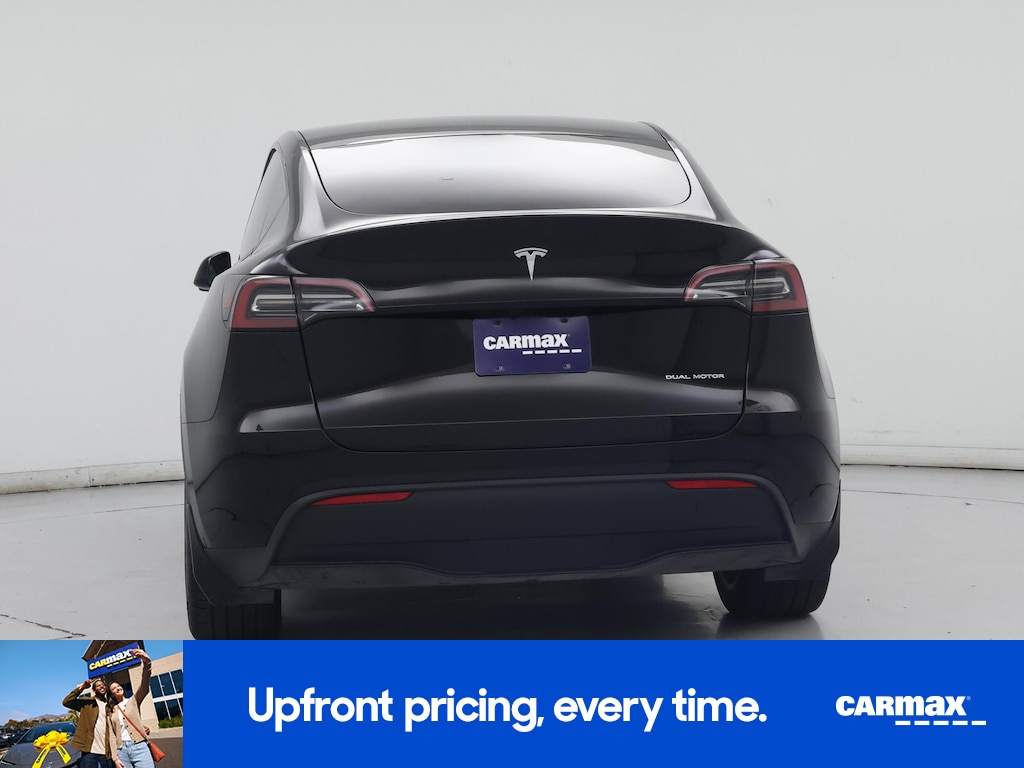 TESLA MODEL Y LONG RANGE - 7