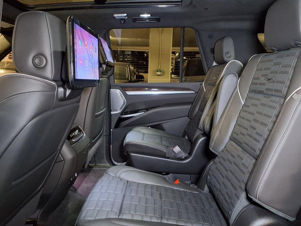 2026 Cadillac ESCALADE SPORT PLATINUM photo 10