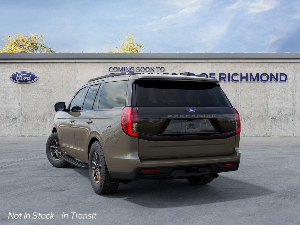 صورة 4 لـ 2027 FORD EXPEDITION TREMOR