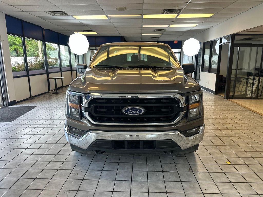 2023 FORD F-150 XLT 照片 4