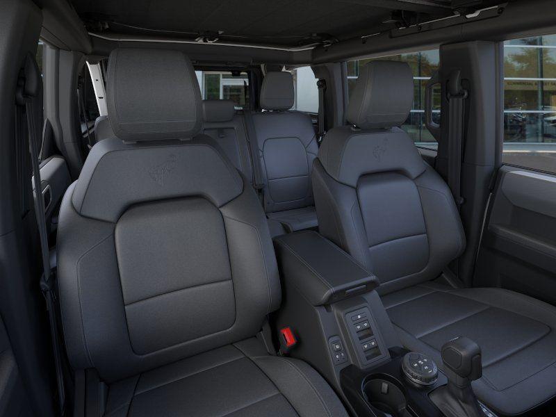 FORD BRONCO - 10