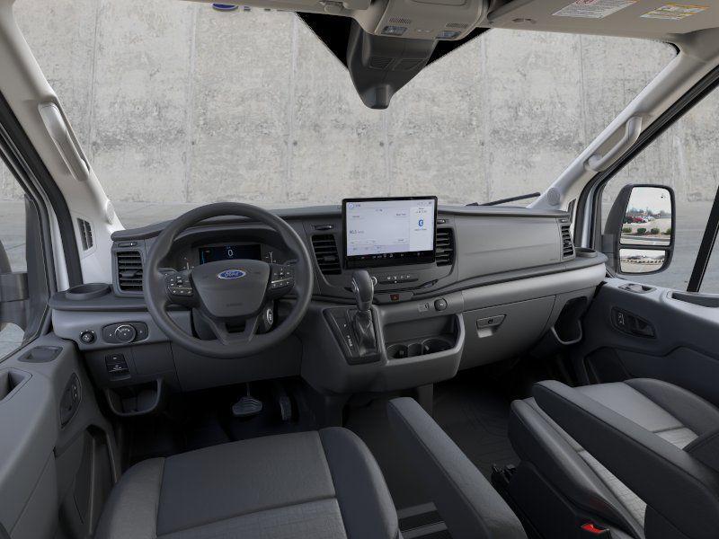 صورة 9 لـ 2026 FORD TRANSIT-250 BASE