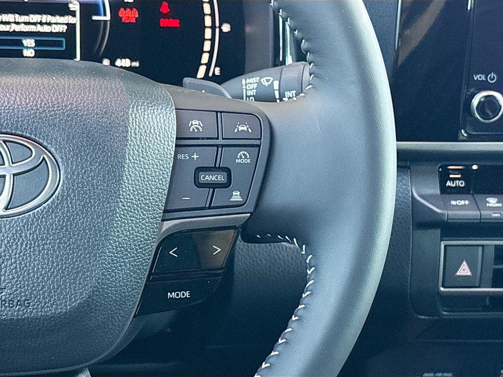 2026 Toyota CAMRY SE 缩略图 12