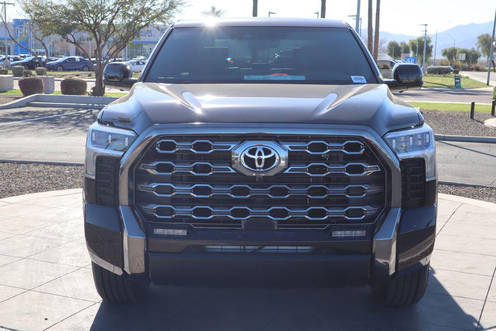 TOYOTA TUNDRA - 2