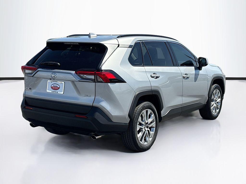 TOYOTA RAV4 - 5
