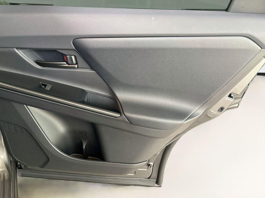 صورة مصغرة 26 لـ 2026 Toyota BZ XLE PLUS