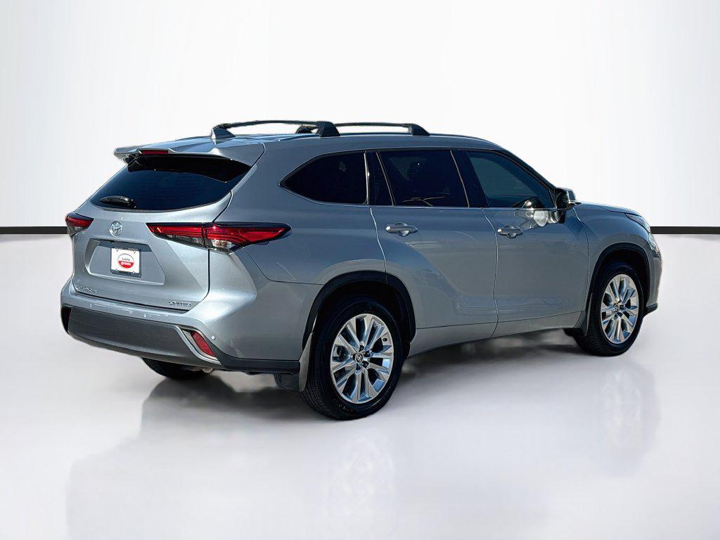 2023 Toyota HIGHLANDER LIMITED — миниатюра 5