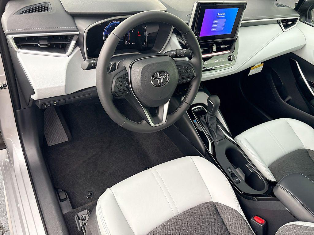 صورة 9 لـ 2026 Toyota COROLLA XSE