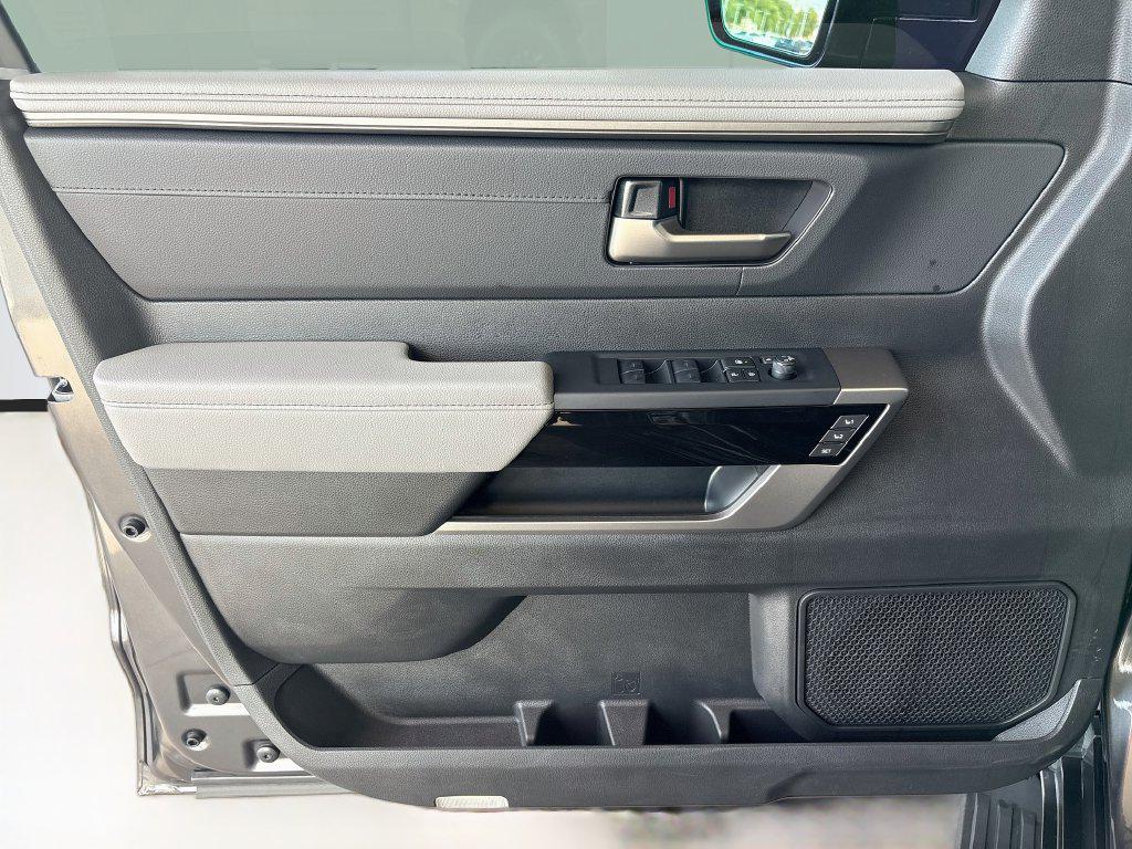 2026 Toyota SEQUOIA LIMITED 缩略图 25