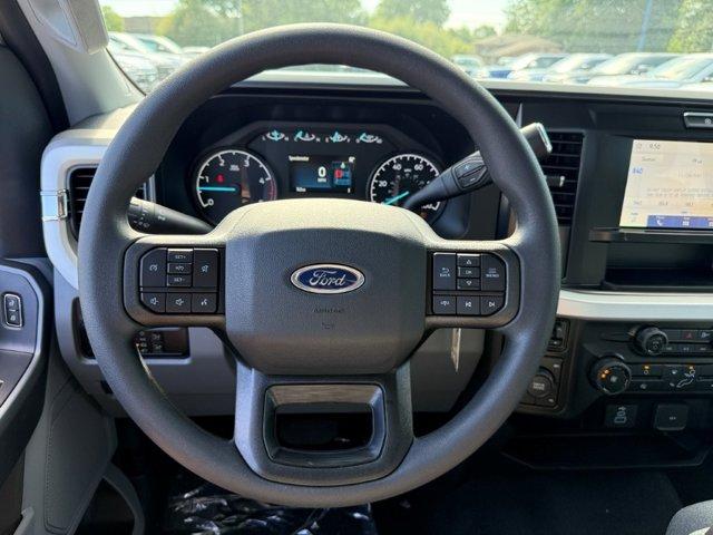 2026 FORD F-350 XLT — миниатюра 26