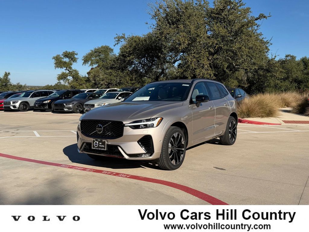 New 2026 Volvo XC60 B5 Plus