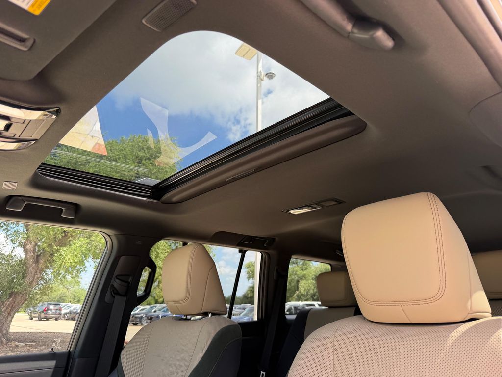 2024 Lexus GX 550 OVERTRAIL+ — миниатюра 25