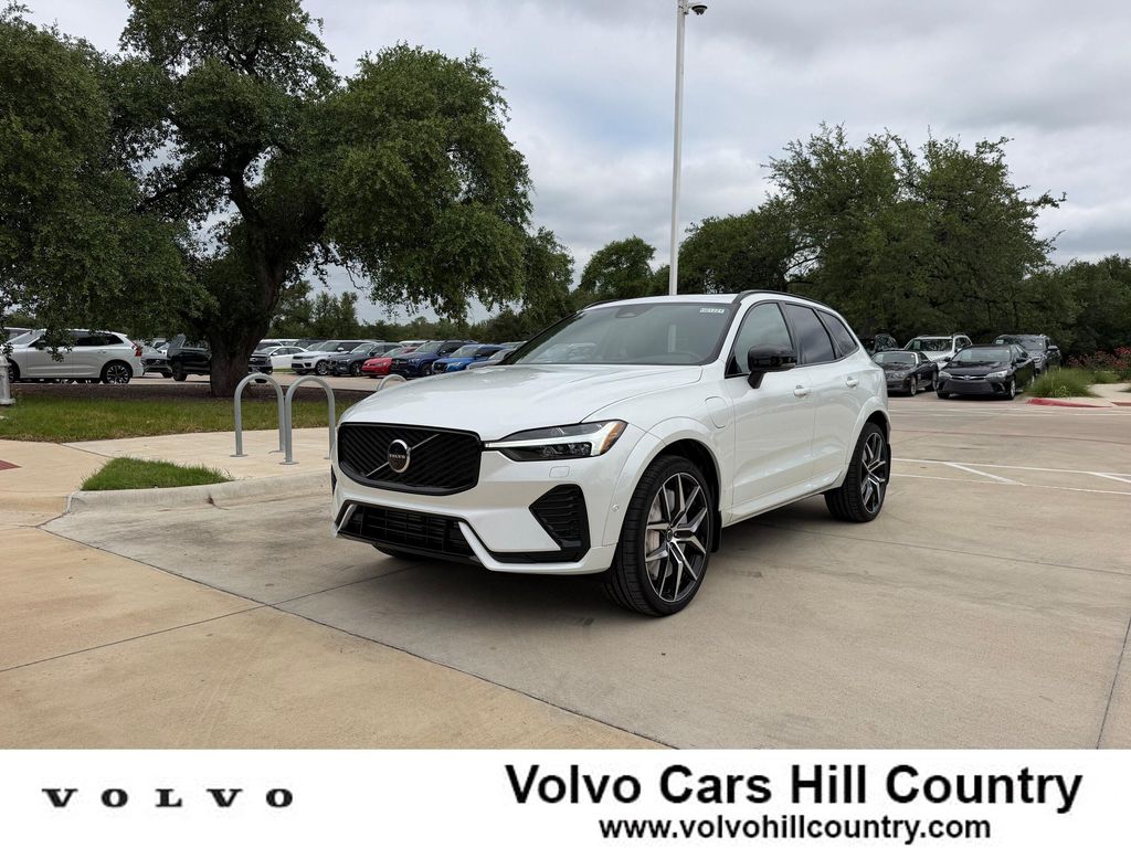 New 2026 Volvo XC60 Plug-In Hybrid T8 Polestar