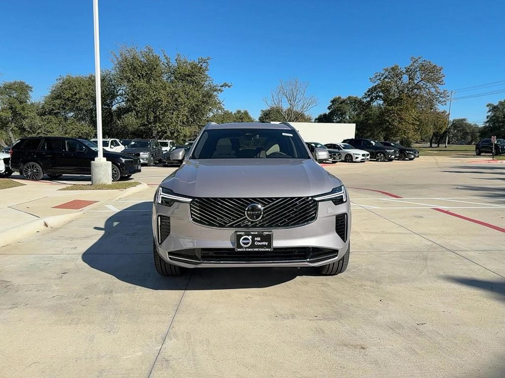 2026 Volvo XC90 PLUS, B6 AWD GAS (MILD HYBRID), GASOLINE, BRI 照片 7