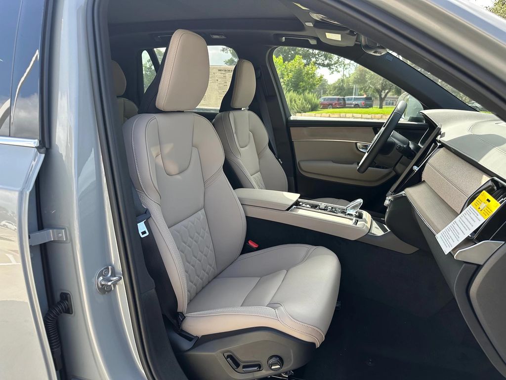 2026 Volvo XC90 PLUS, B6 AWD GAS (MILD HYBRID), GASOLINE, BRI — фото 8
