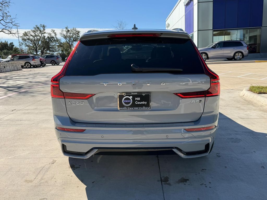 2026 Volvo XC60 B5 PLUS 照片 5