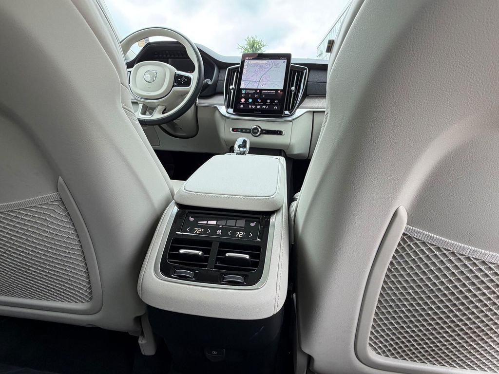 صورة مصغرة 12 لـ 2026 Volvo XC90 ULTRA, B6 AWD GAS (MILD HYBRID), GASOLINE, BR