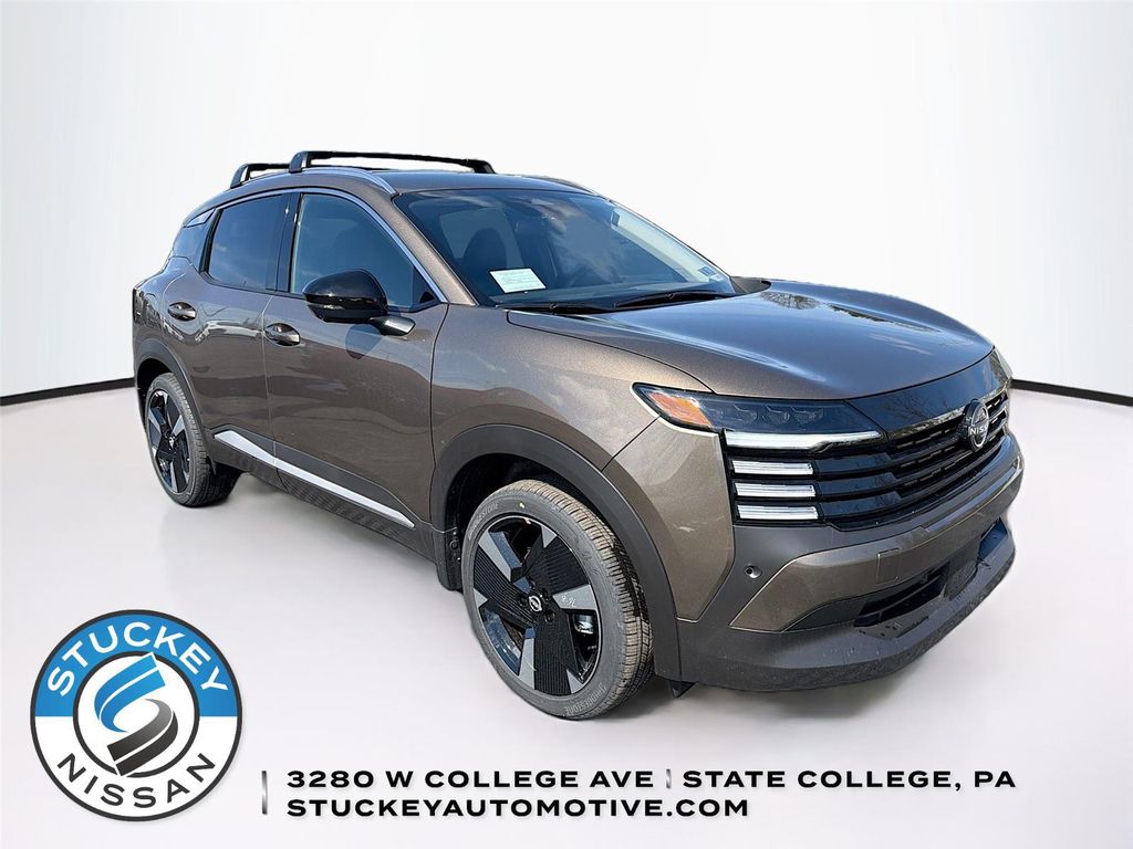 New 2026 Nissan Kicks SR