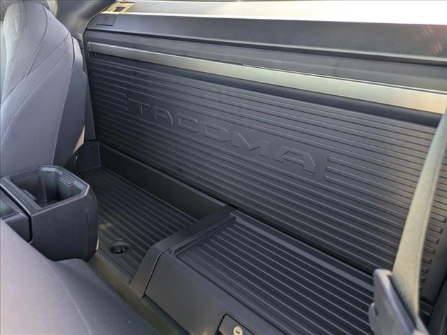 صورة مصغرة 14 لـ 2026 Toyota TACOMA SR