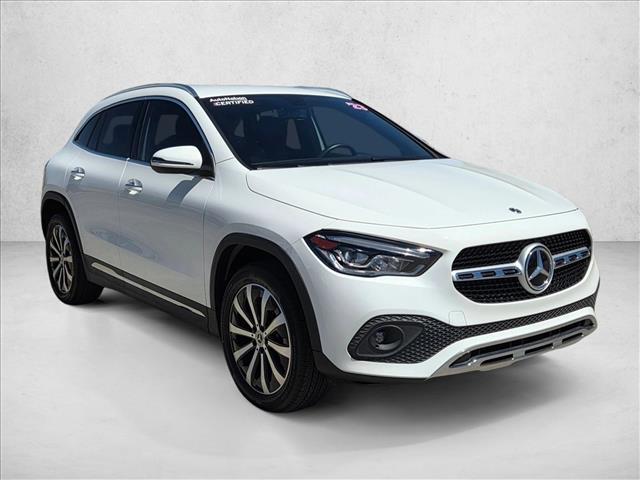 MERCEDES-BENZ GLA - 3
