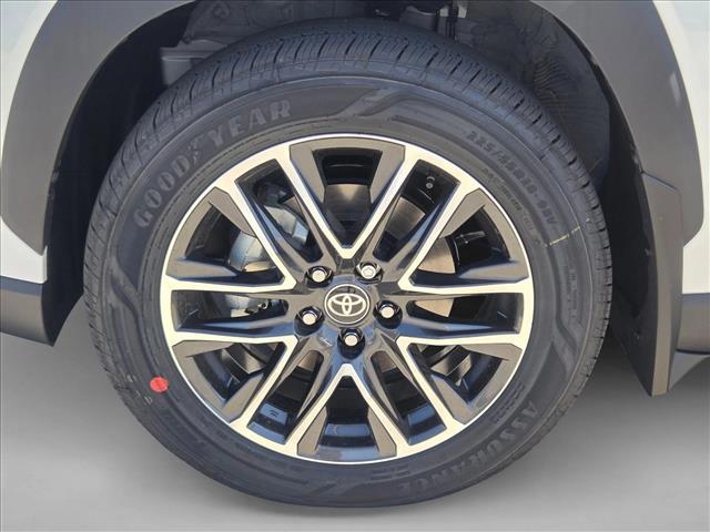 TOYOTA COROLLA CROSS - 10