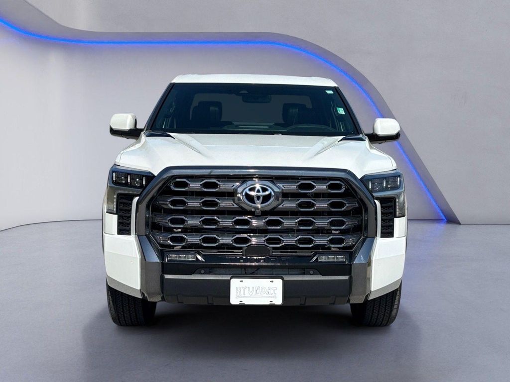 TOYOTA TUNDRA - 5