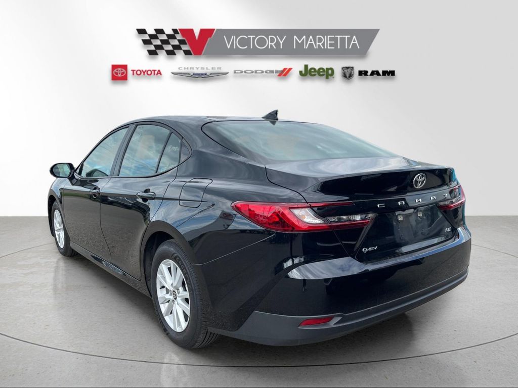 TOYOTA CAMRY - 3