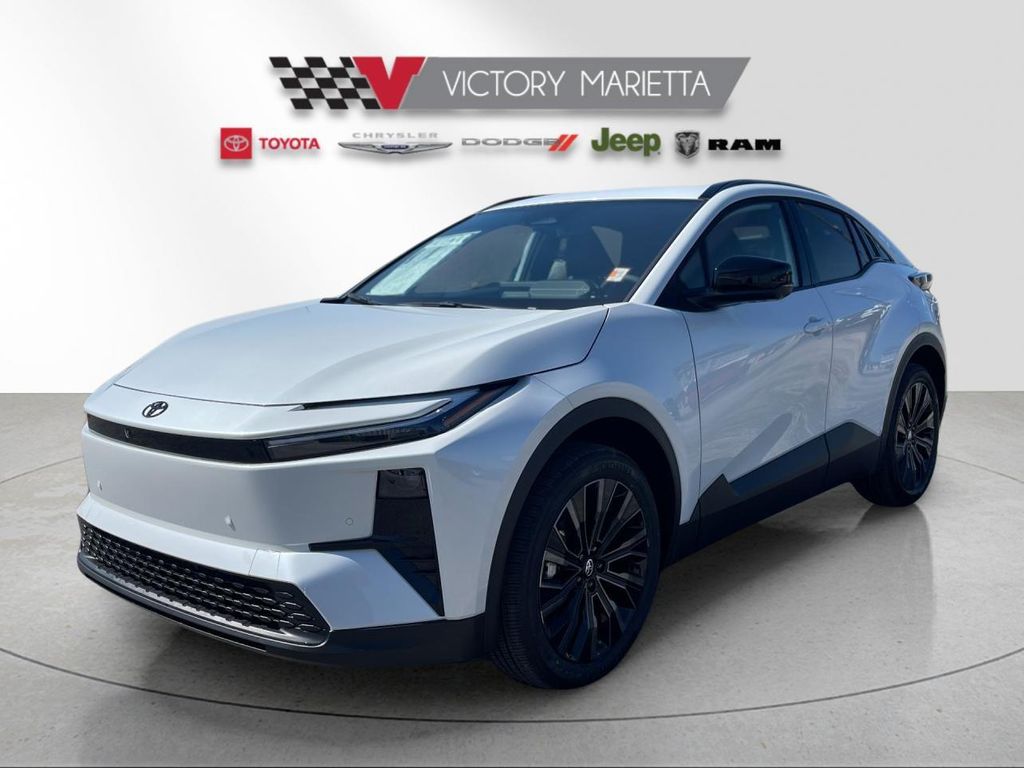 New 2026 Toyota C-HR XSE