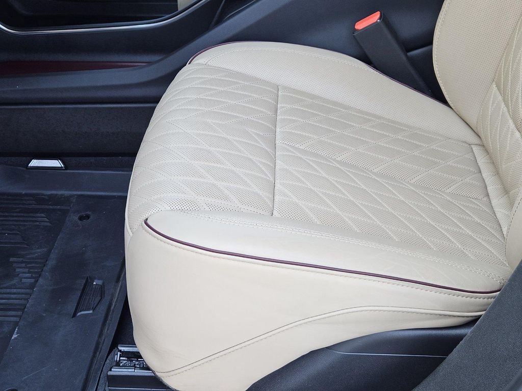 2026 Cadillac LYRIQ SIGNATURE LUXURY — миниатюра 26