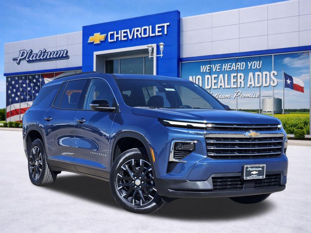 New 2026 Chevrolet Traverse LT